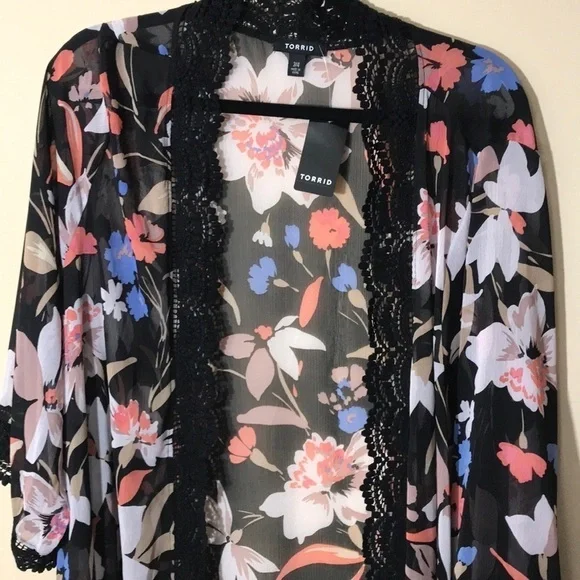 Torrid floral chiffon crochet kimono duster 3/4 - Picture 6 of 10